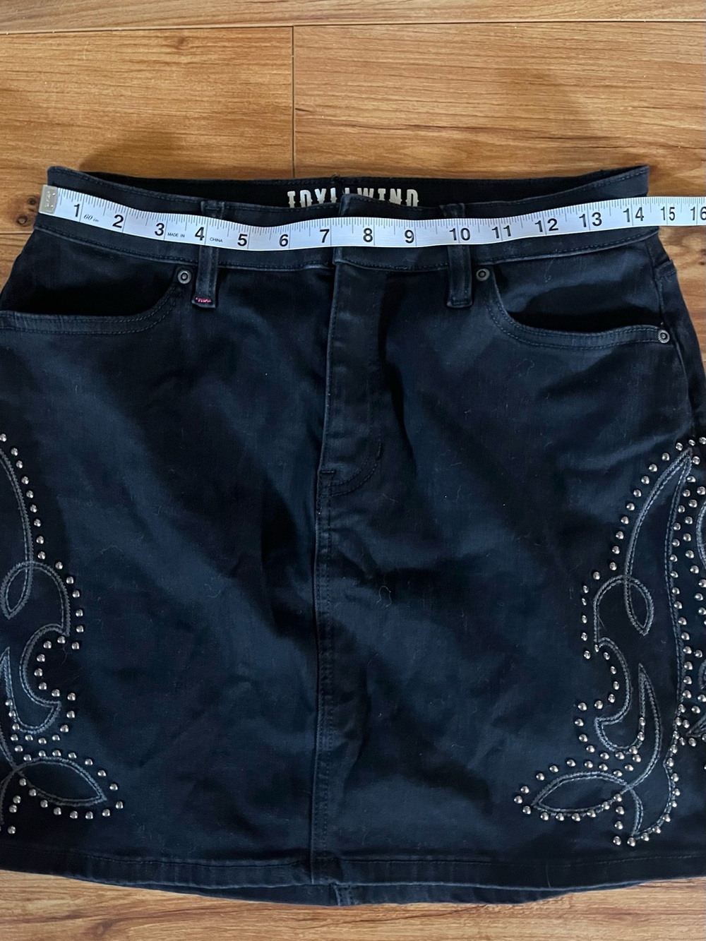 Idyllwind Burbank Embroidered Studded Black Denim Skirt 10 - Picture 11 of 16